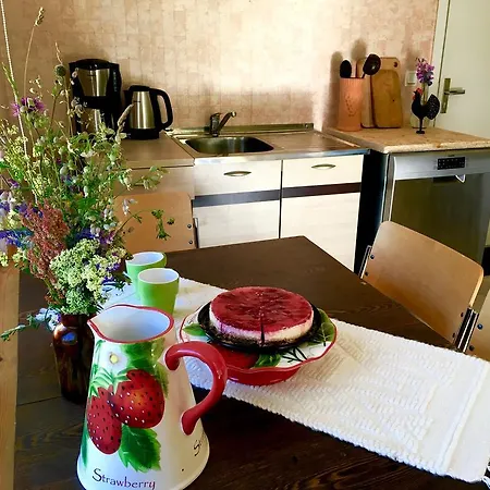 بيت للعطل Paadi Puhkemaja *