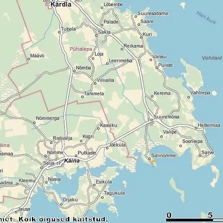 Paadi Puhkemaja بيت للعطل Salinomme