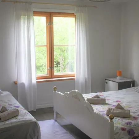 Paadi Puhkemaja Salinomme