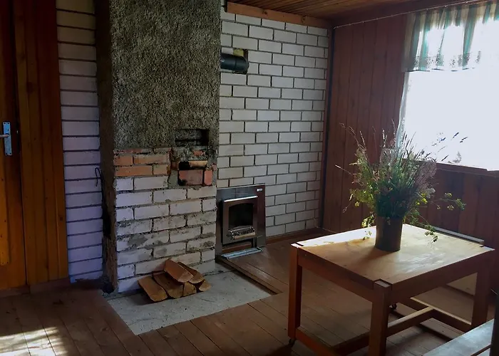 Vikendica Paadi Puhkemaja Salinomme